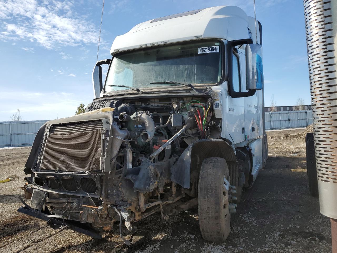 4V4NC9EH5LN228121 2020 Volvo Vn Vnl