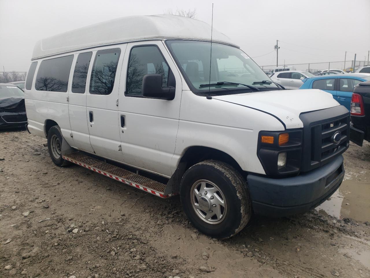 1FTNS2EW5DDA50318 2013 Ford Econoline E250 Van