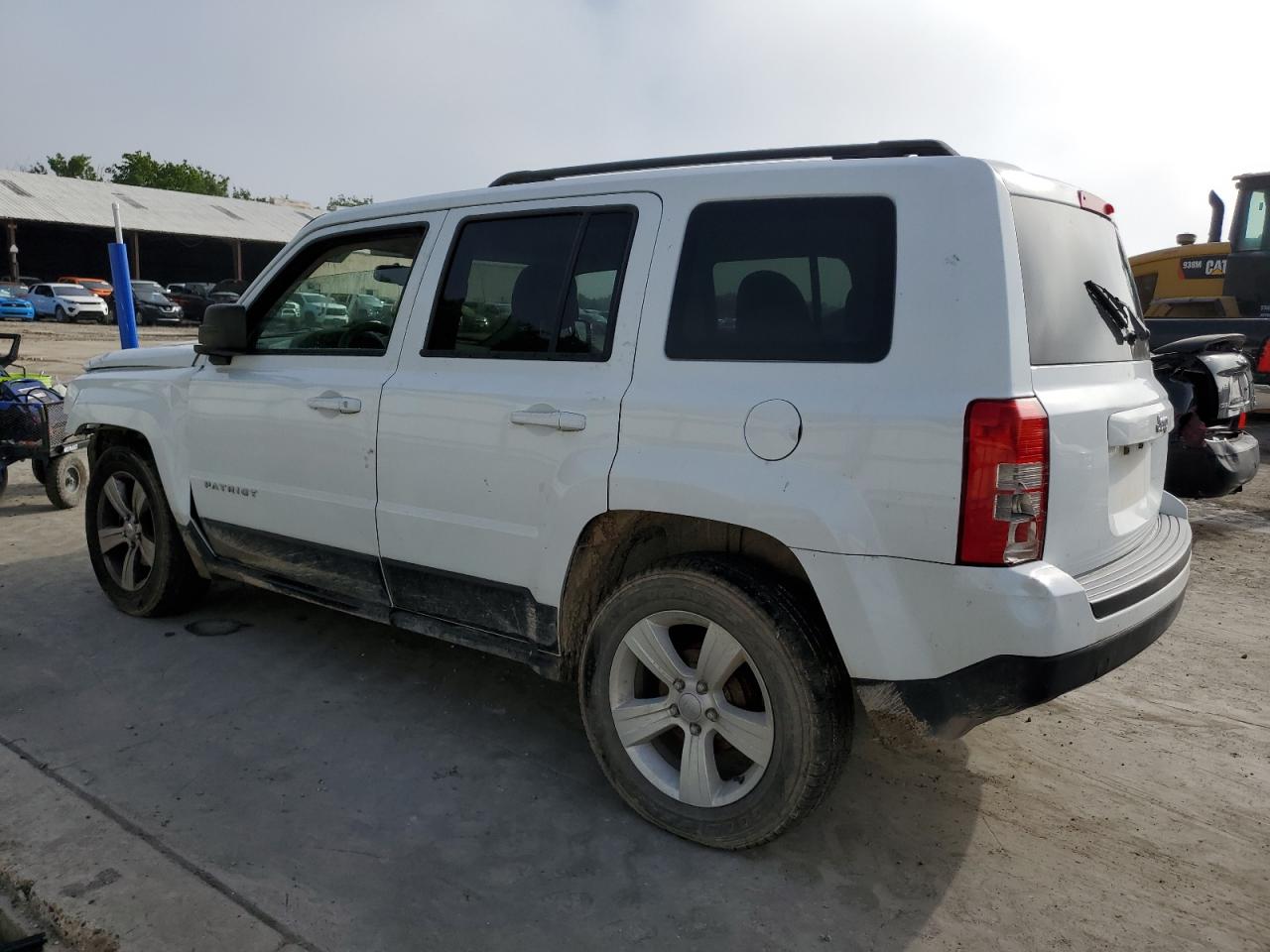 1C4NJPBB4GD562979 2016 Jeep Patriot Sport