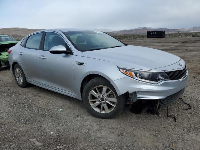 VIN 5XXGT4L39JG250288 2018 KIA Optima, LX no.4