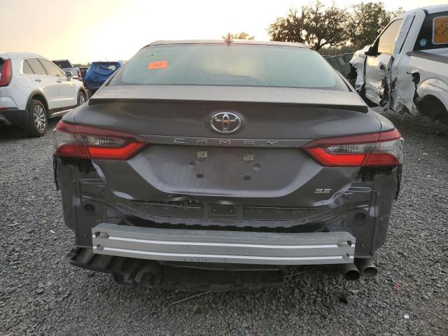 Lot #2438252771 2023 TOYOTA CAMRY SE N salvage car
