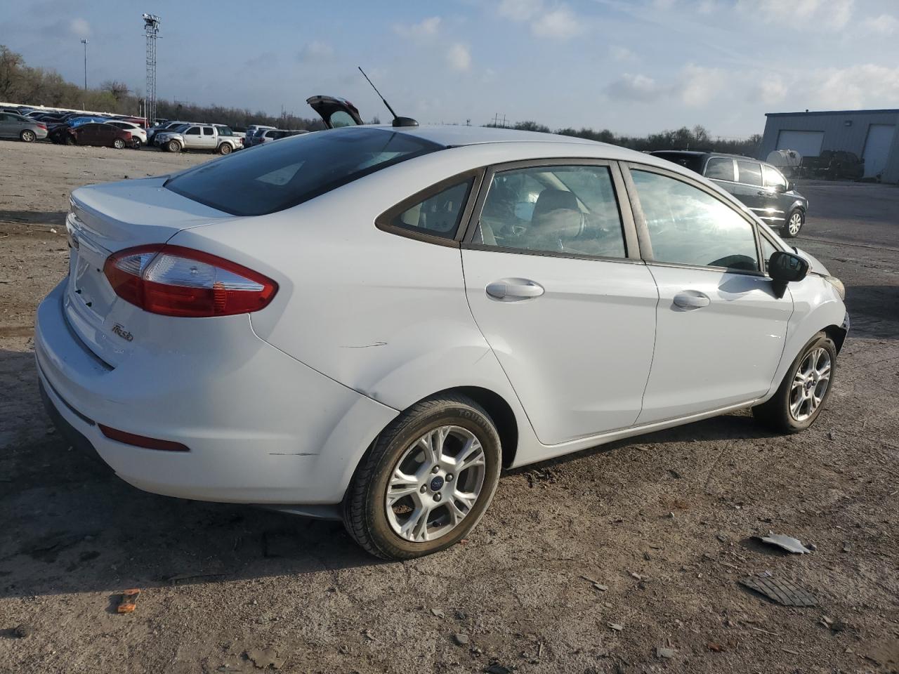 Lot #2375920130 2016 FORD FIESTA SE