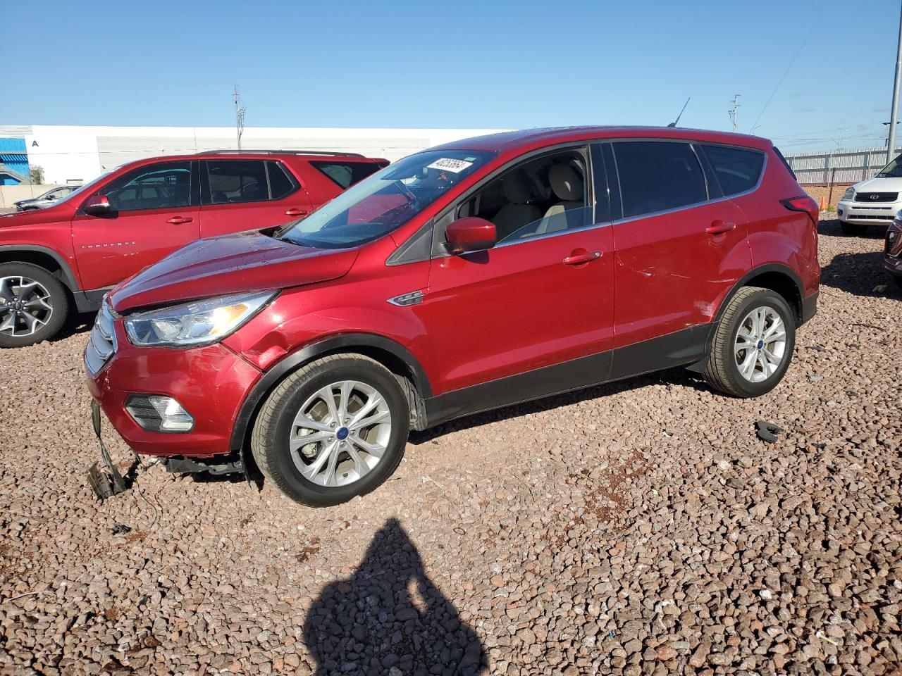 1FMCU0GD0KUB05400 2019 Ford Escape Se