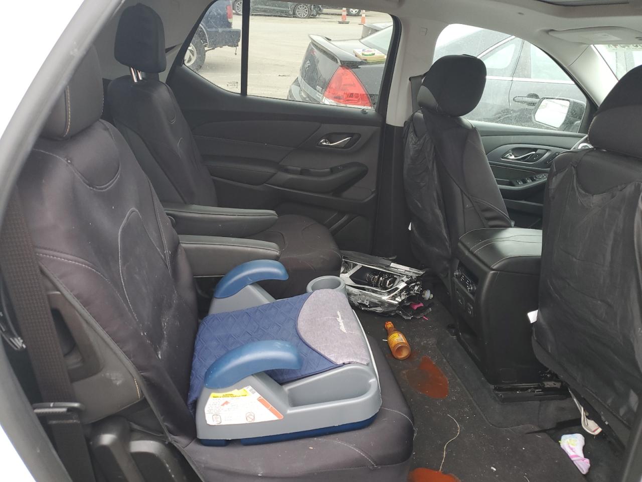 1GNEVKKW8MJ244605 2021 Chevrolet Traverse Premier