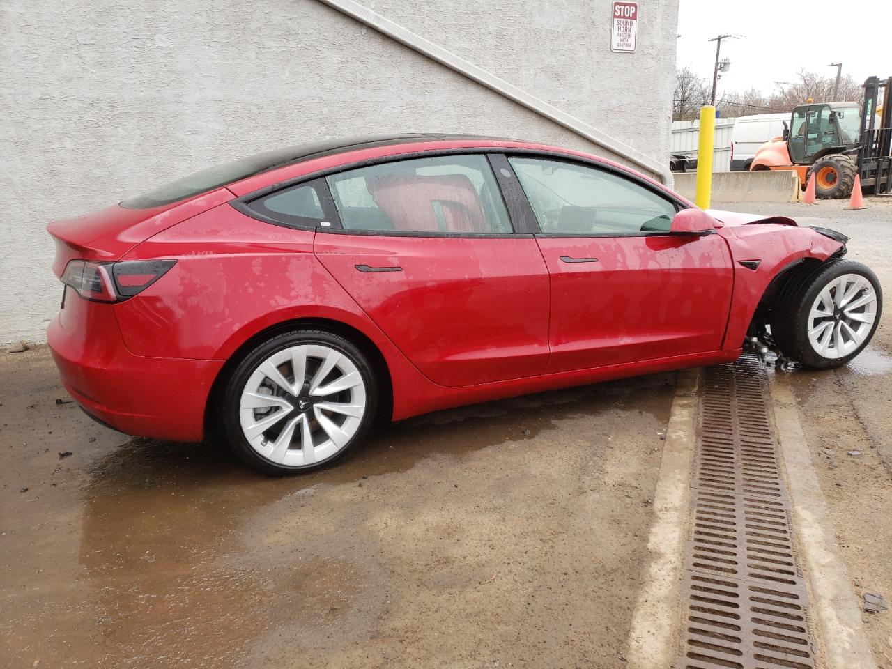 2022 Tesla Model 3 vin: 5YJ3E1EA3NF184929