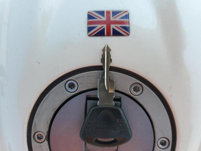 2017 TRIUMPH MOTORCYCLE DAYTONA 67 SMTA02YK3HJ786406