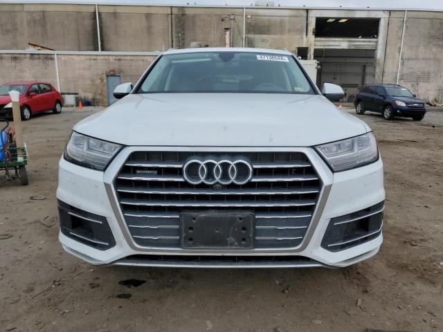 VIN WA1LHAF74KD045366 2019 Audi Q7, Premium Plus no.5