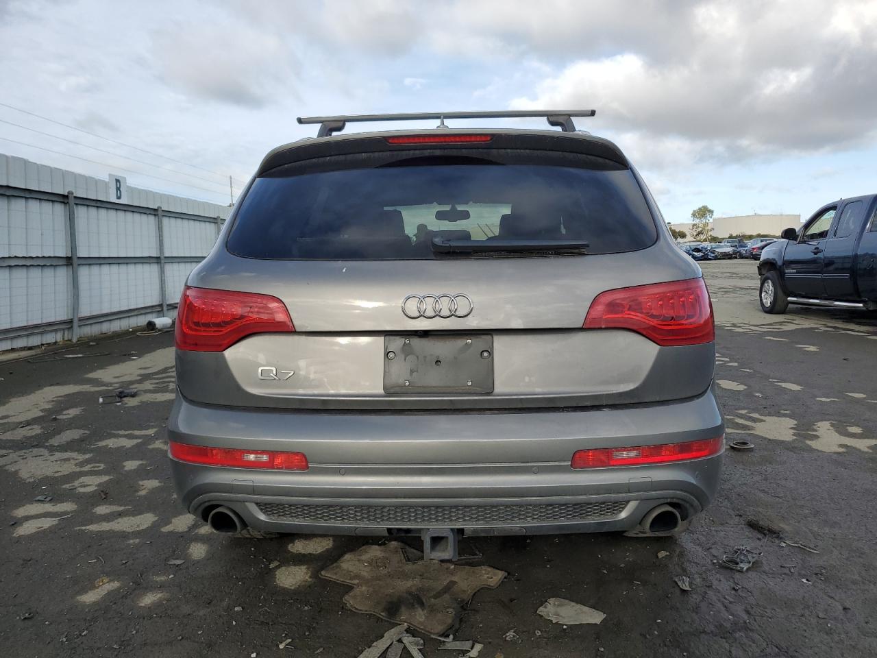 2013 Audi Q7 Prestige vin: WA1DGAFE1DD014696