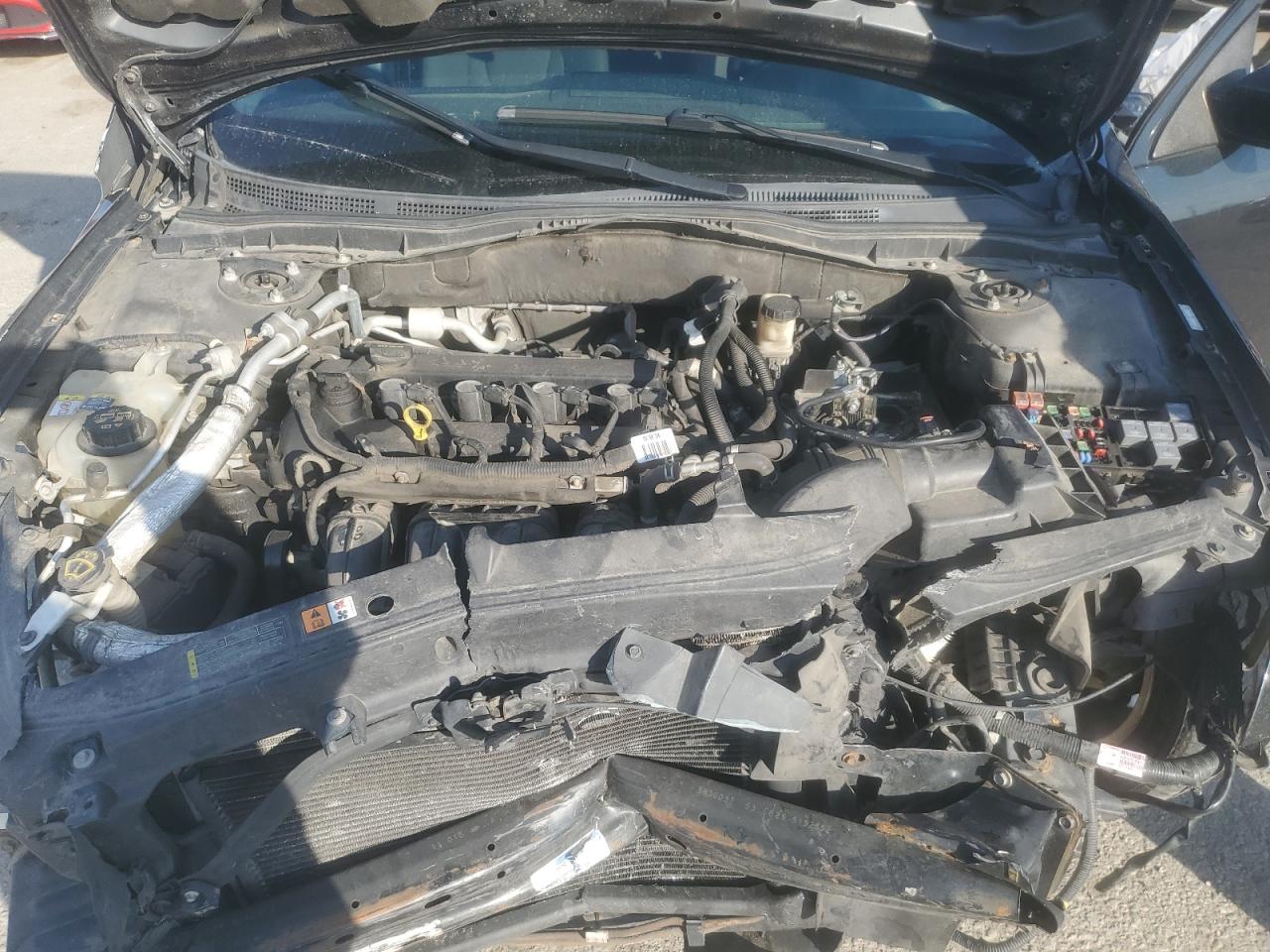 3FAHP0HA7AR177745 2010 Ford Fusion Se