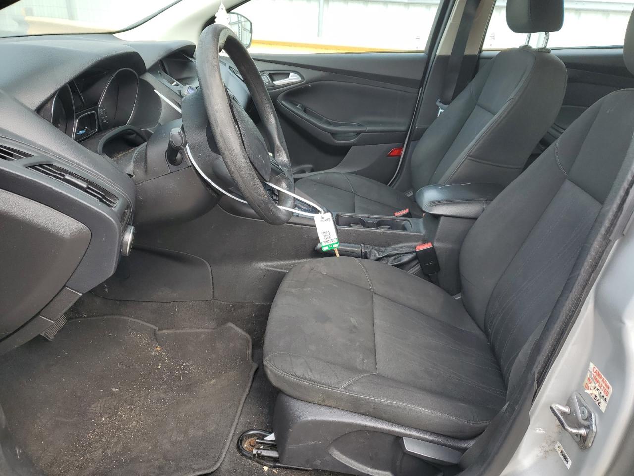 1FADP3K23FL325378 2015 Ford Focus Se