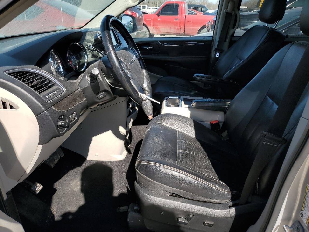 2C4RC1CG9CR382617 2012 Chrysler Town & Country Touring L