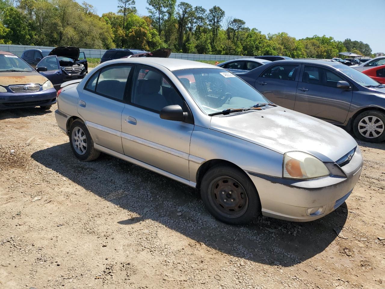 KNADC125746319905 2004 Kia Rio