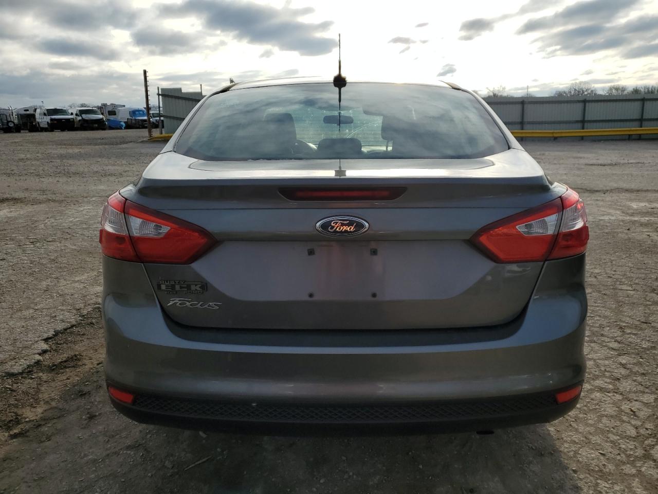 1FAHP3E2XCL161247 2012 Ford Focus S