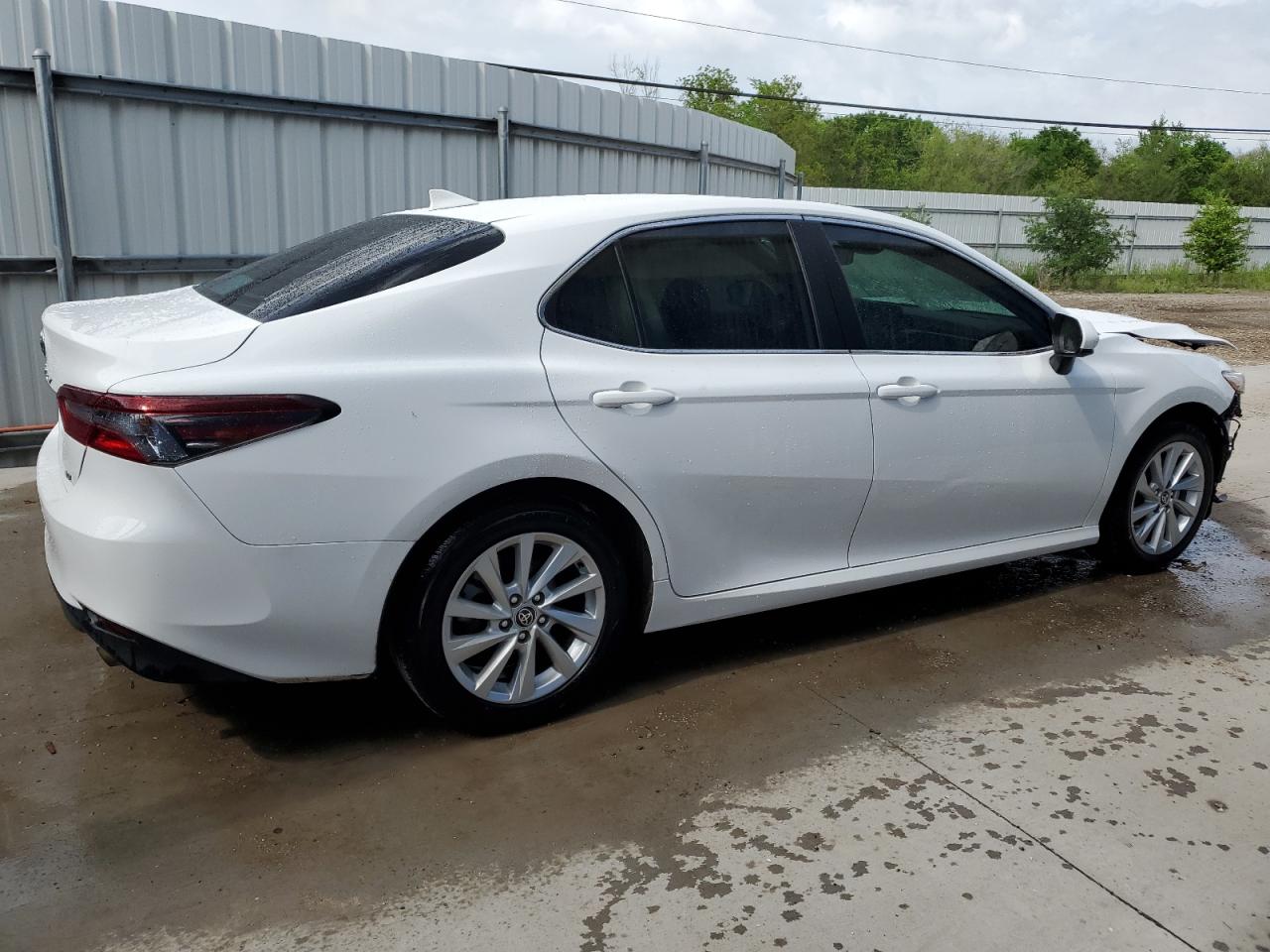 2023 Toyota Camry Le vin: 4T1C11AKXPU113341