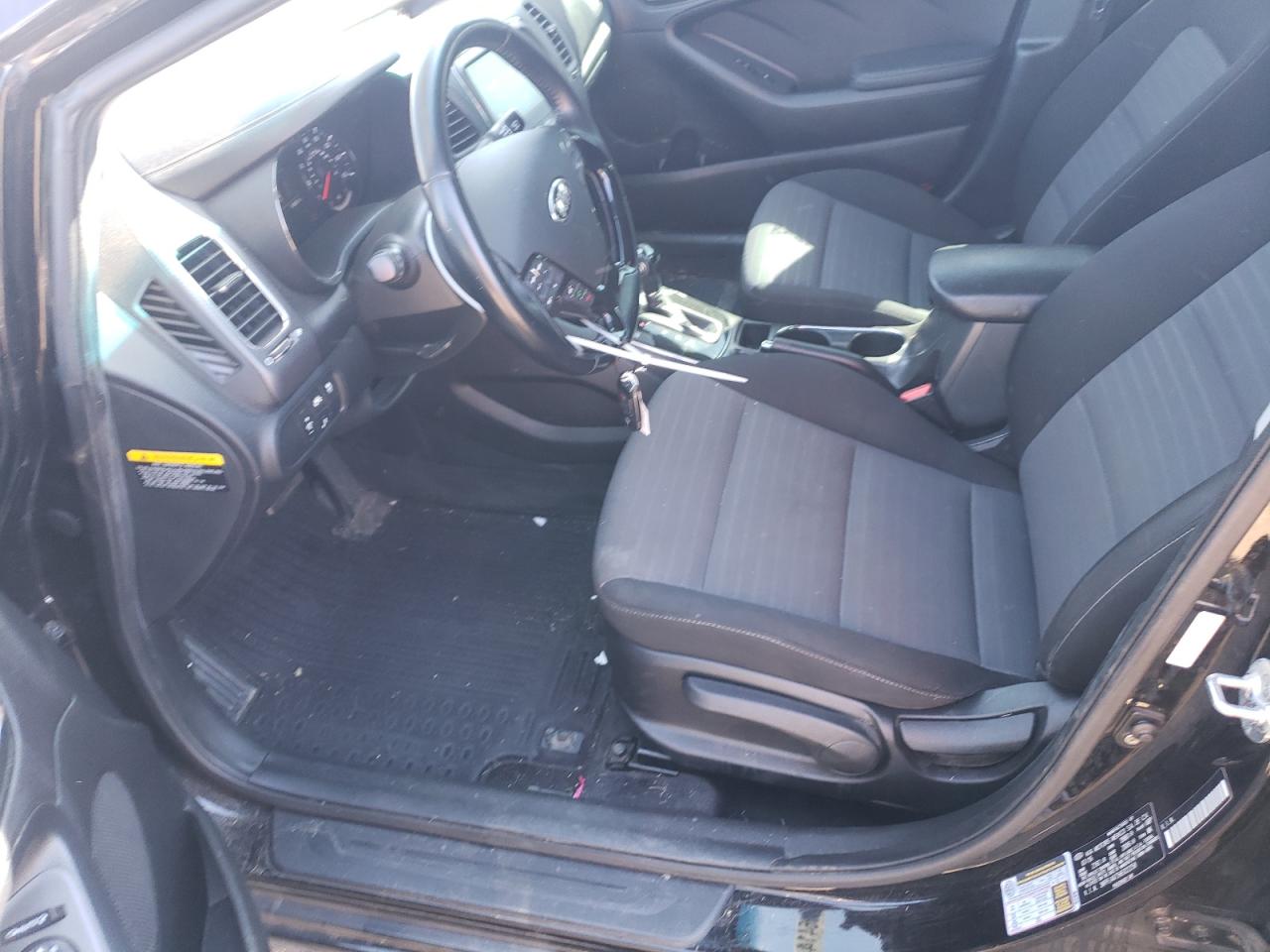 3KPFL4A75HE022258 2017 Kia Forte Lx