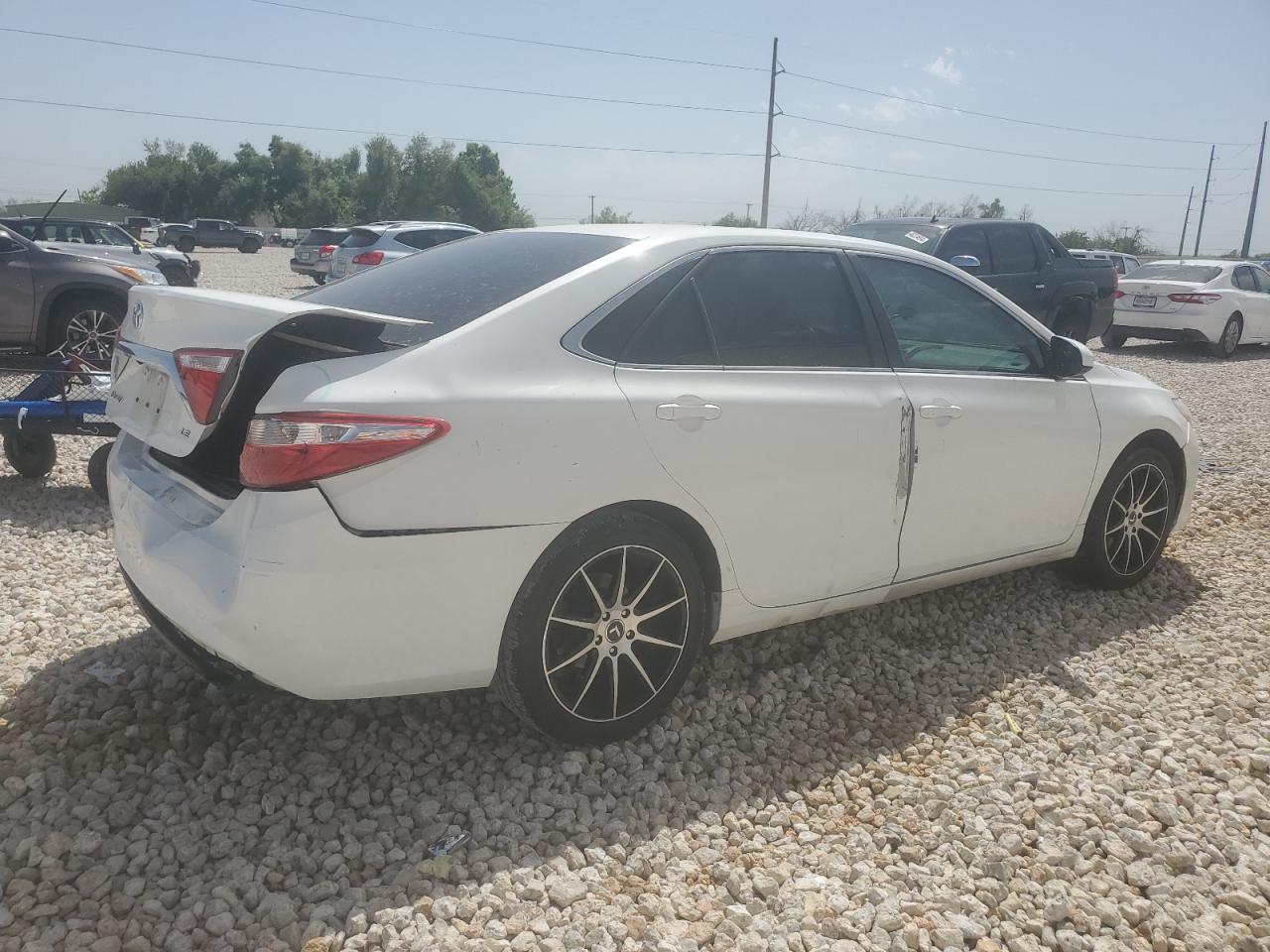 4T4BF1FK7FR513027 2015 Toyota Camry Le