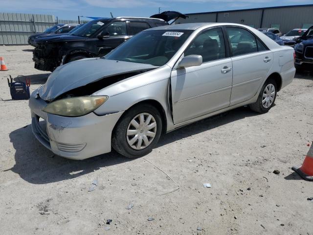 Lot #2421429226 2005 TOYOTA CAMRY LE salvage car