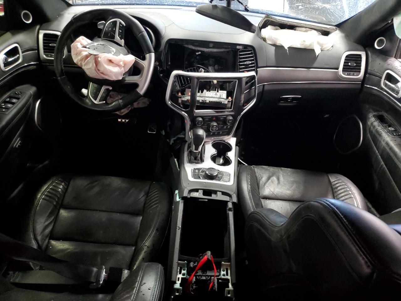 1C4RJFDJ8JC364032 2018 Jeep Grand Cherokee Srt-8