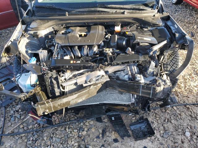 Lot #2490053708 2019 HYUNDAI ELANTRA SE salvage car