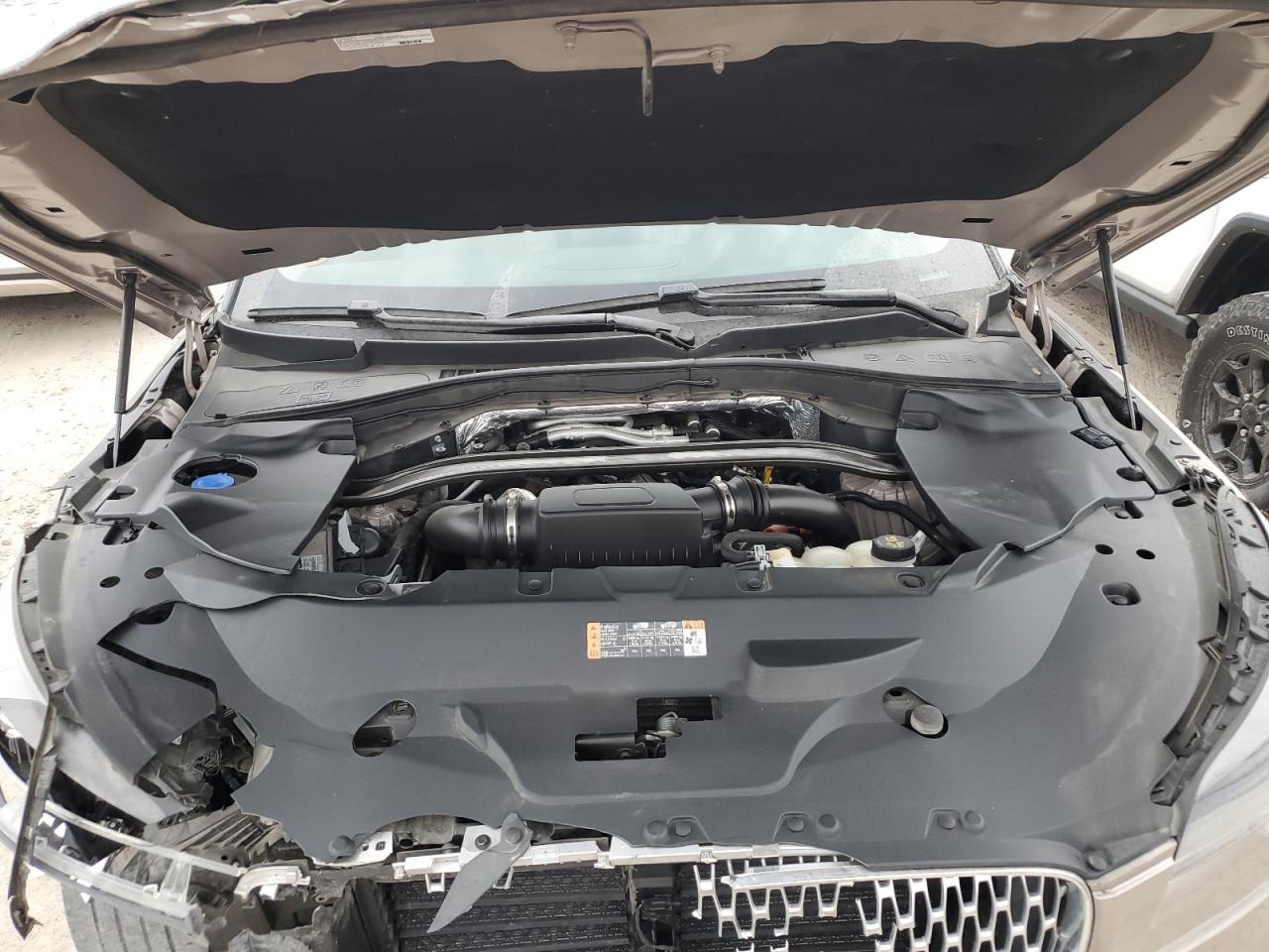 VIN: 5LM5J7WC9LGL18006 2020 LINCOLN AVIATOR