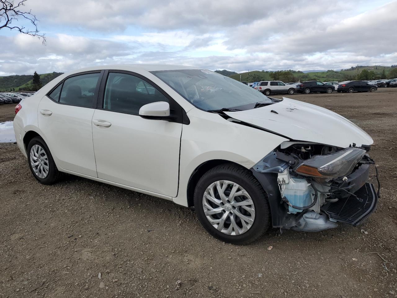 5YFBURHE2HP724209 2017 Toyota Corolla L