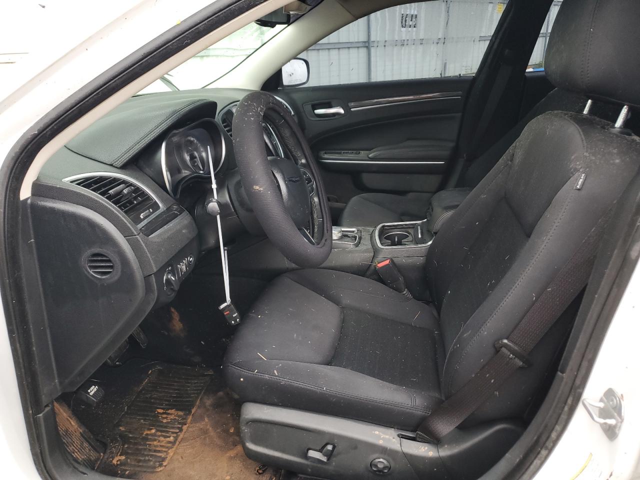 2C3CCAAG3KH589926 2019 Chrysler 300 Touring