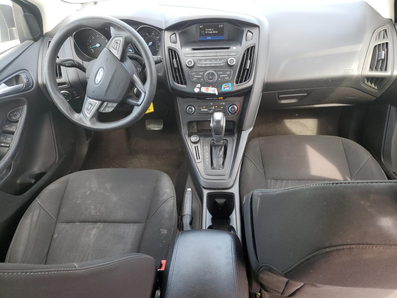 1FADP3K22FL315425 2015 Ford Focus Se