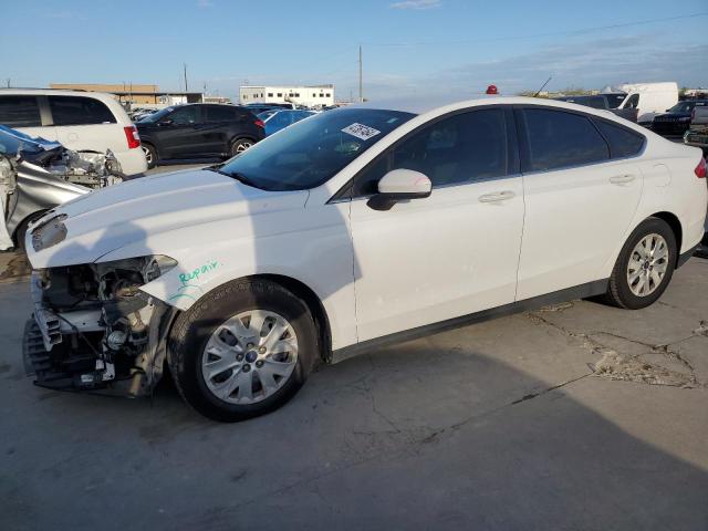 Lot #2421465008 2014 FORD FUSION S salvage car