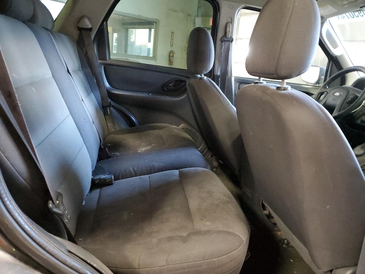 1FMYU92Z75KC22632 2005 Ford Escape Xls