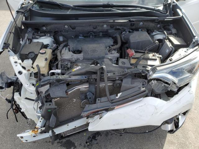 2018 TOYOTA RAV4 LE - JTMBFREV2JJ242526