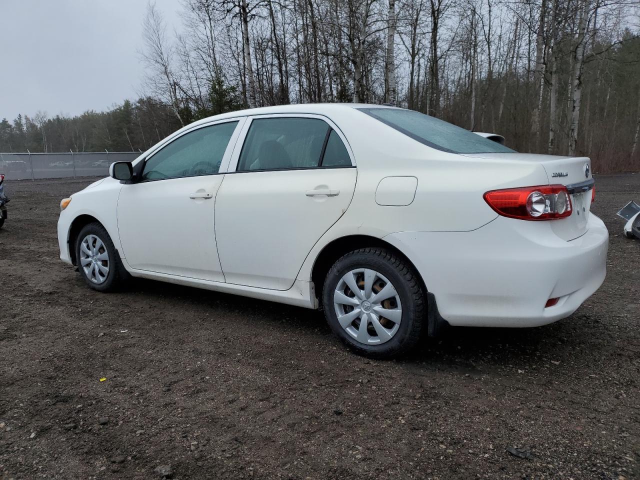 2T1BU4EE1DC004403 2013 Toyota Corolla Base