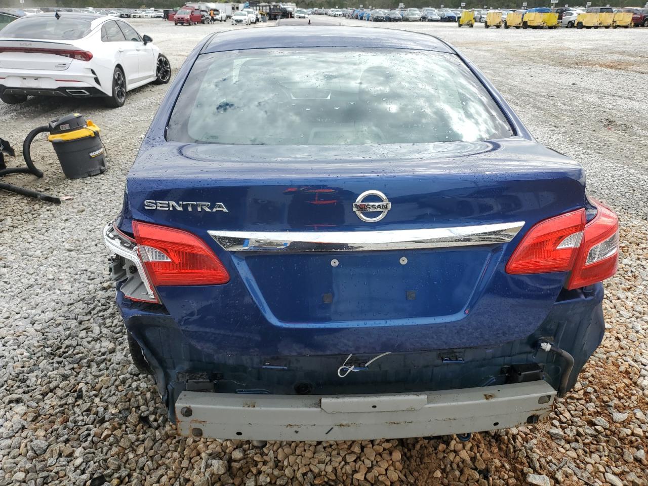 2017 Nissan Sentra S vin: 3N1AB7APXHY372212