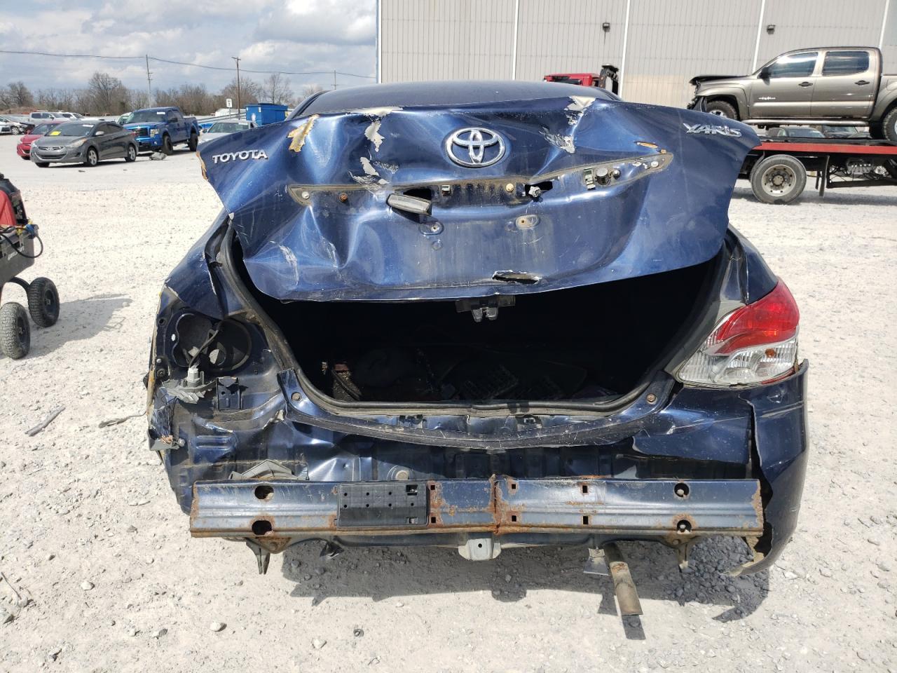 JTDBT923871121066 2007 Toyota Yaris