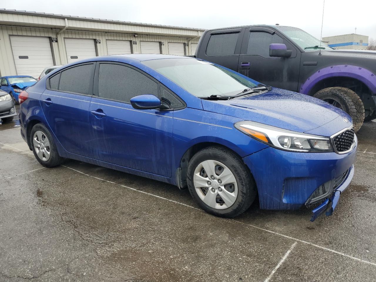 3KPFK4A77HE086109 2017 Kia Forte Lx