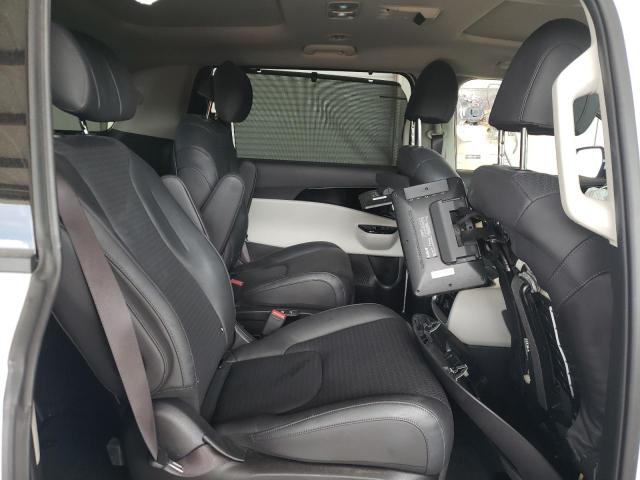 2022 KIA CARNIVAL S KNDNE5H3XN6128088