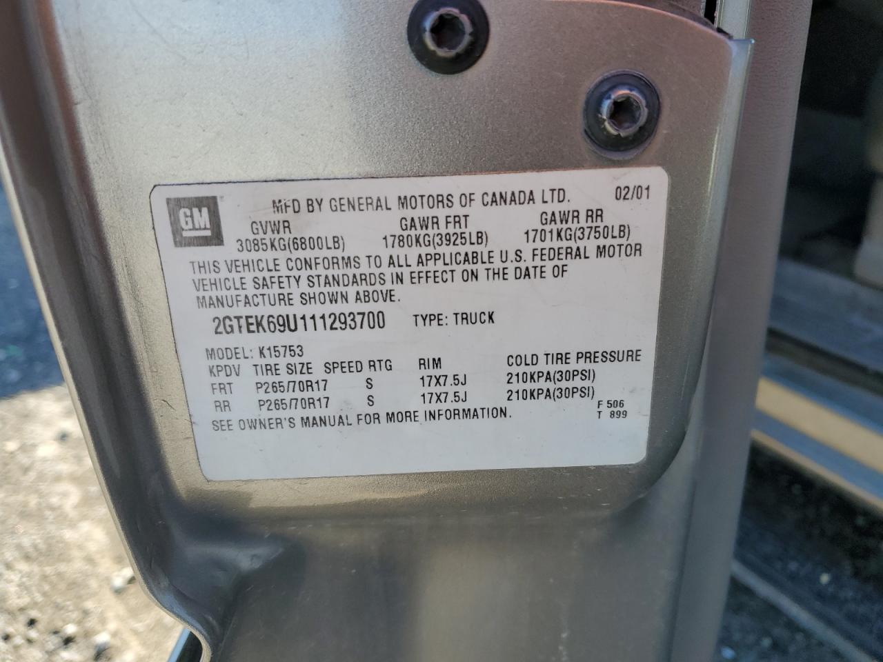 2GTEK69U111293700 2001 GMC Sierra K1500 C3