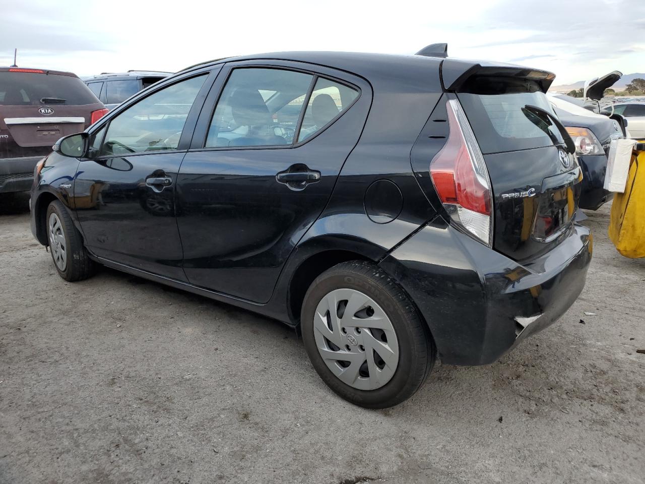 2016 Toyota Prius C vin: JTDKDTB38G1138749