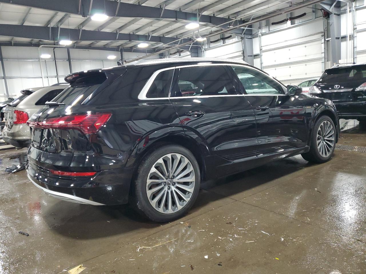 WA1VABGE5KB009441 Audi e-tron 2019. Фото: 2