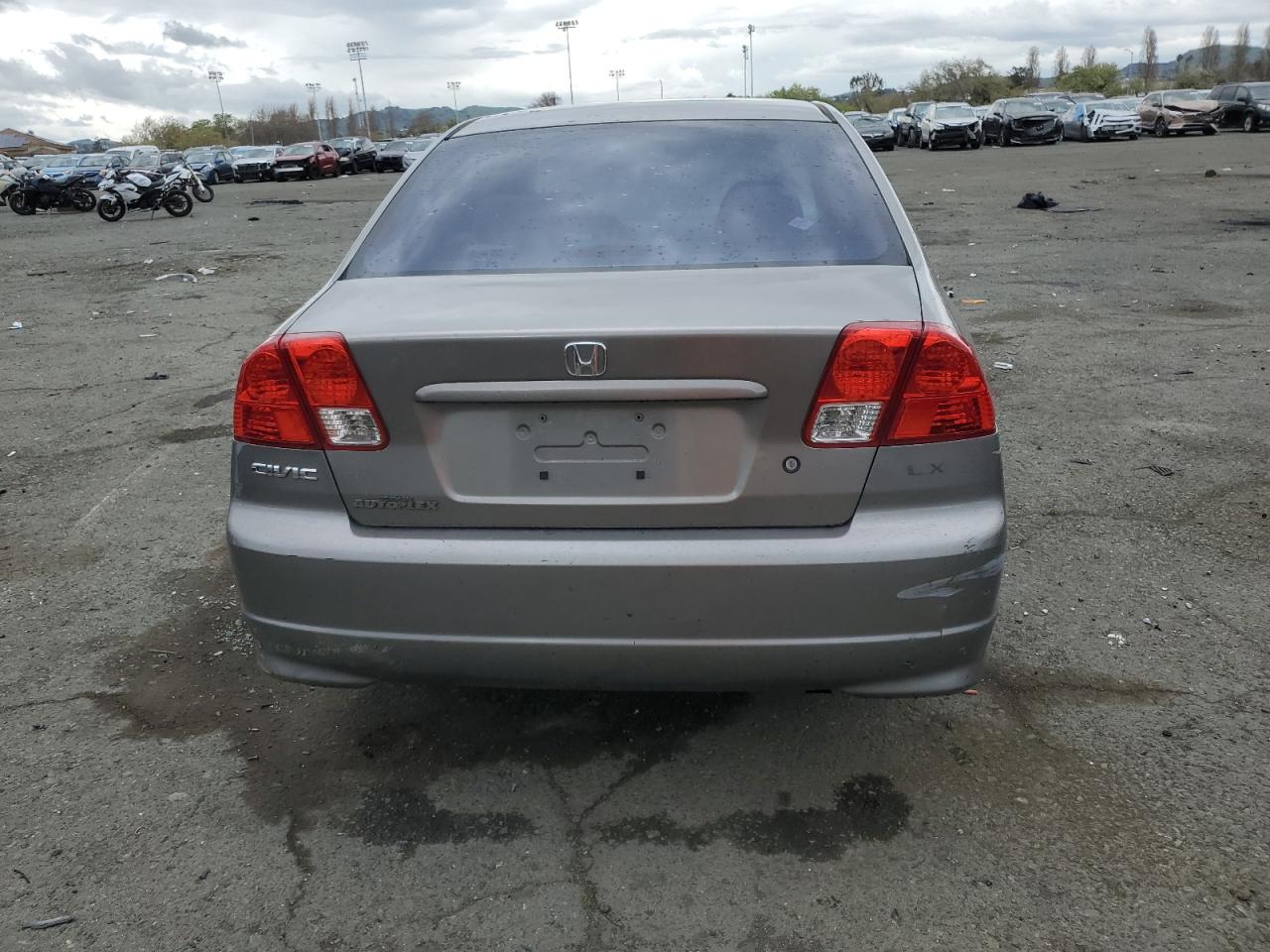 JHMES16515S004142 2005 Honda Civic Lx