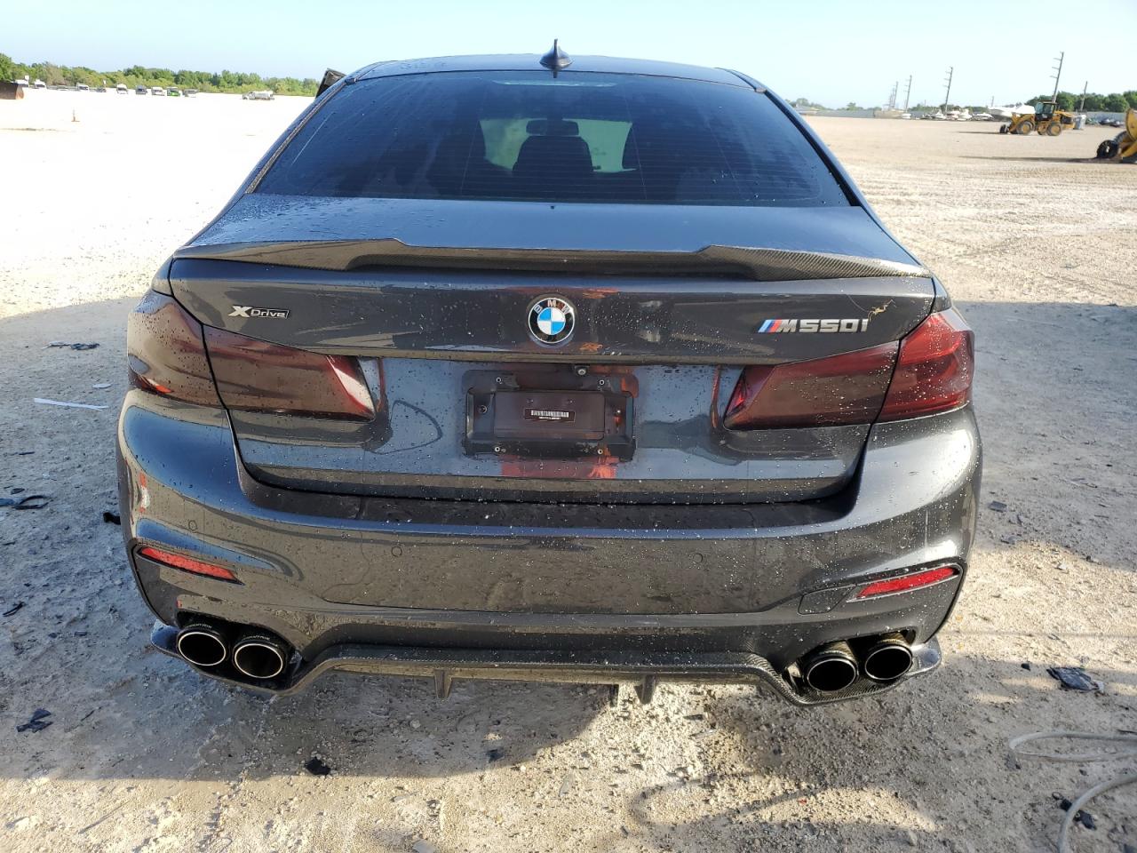 WBAJB9C57JB034871 2018 BMW M550Xi