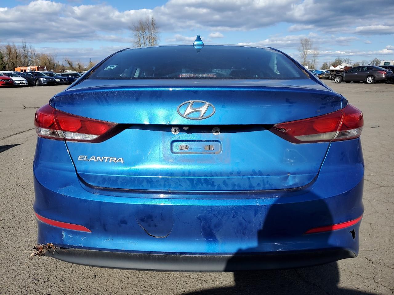 2017 Hyundai Elantra Se vin: 5NPD84LF0HH186221