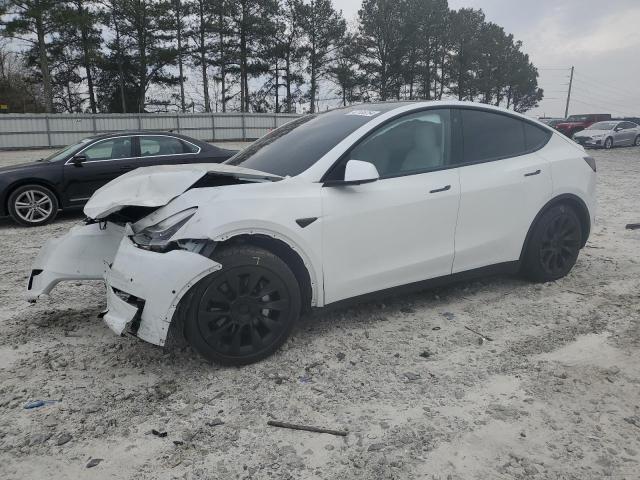 Lot #2454983610 2021 TESLA MODEL Y salvage car