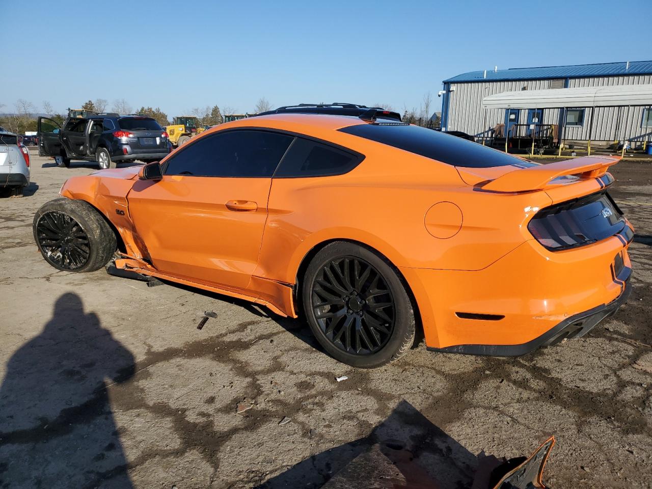 VIN: 1FA6P8CF5M5136160 2021 FORD MUSTANG