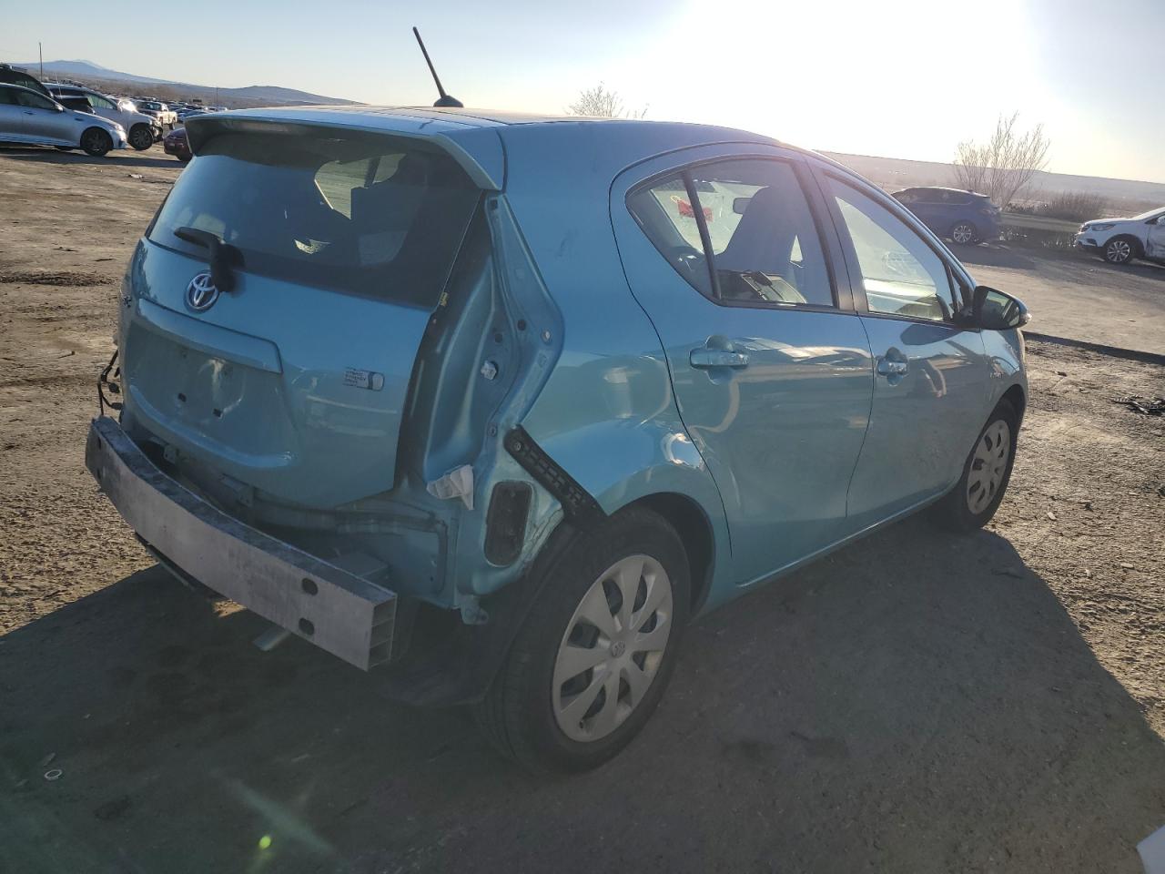 2013 Toyota Prius C vin: JTDKDTB36D1058880