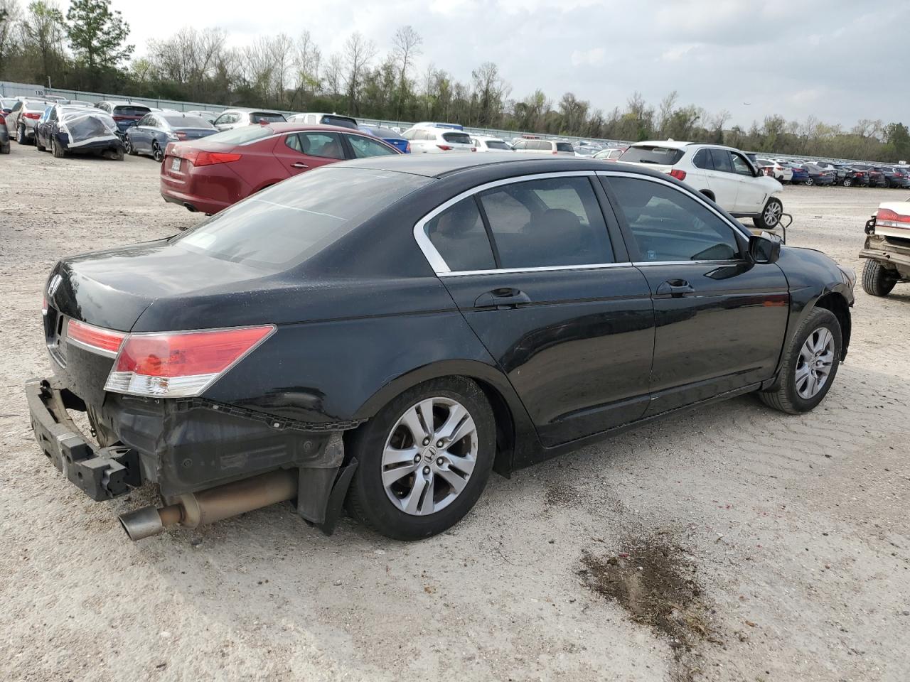 1HGCP2F42BA075330 2011 Honda Accord Lxp