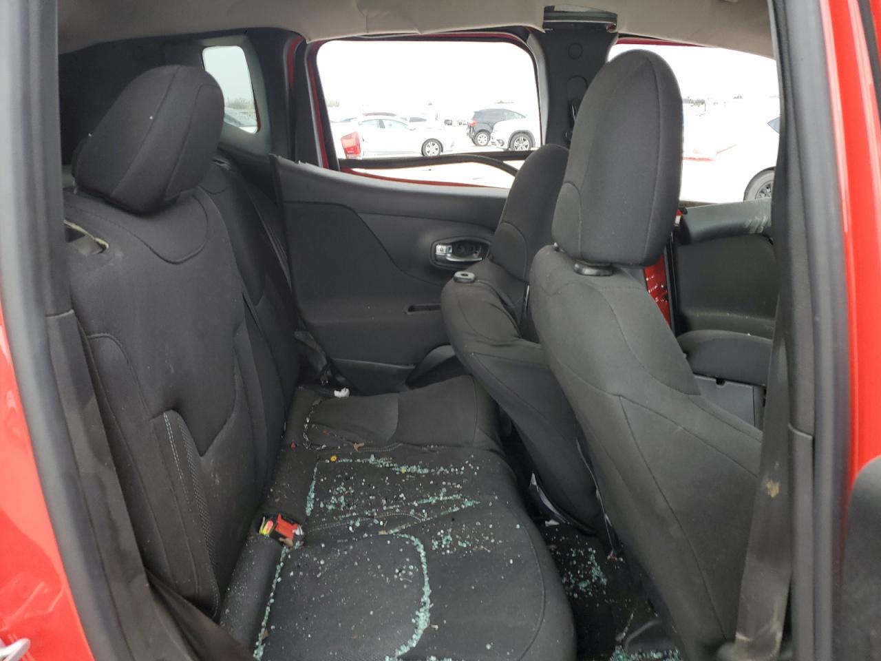 ZACNJAAB0LPM01648 2020 Jeep Renegade Sport