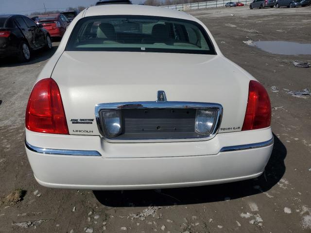 1LNHM81V87Y622403 | 2007 Lincoln town car signature