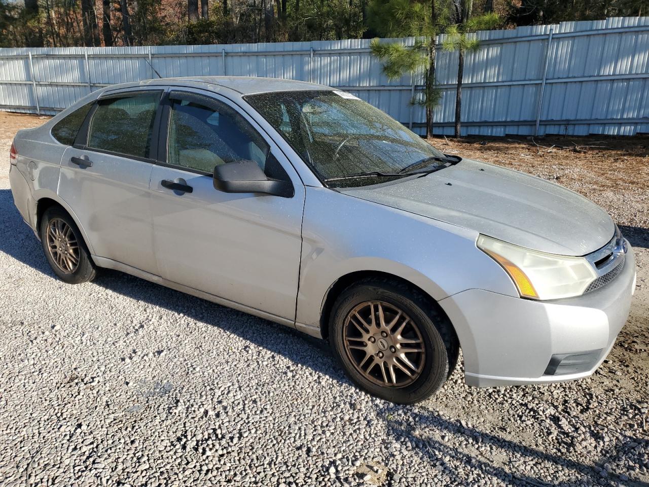 1FAHP3FN4BW181127 2011 Ford Focus Se