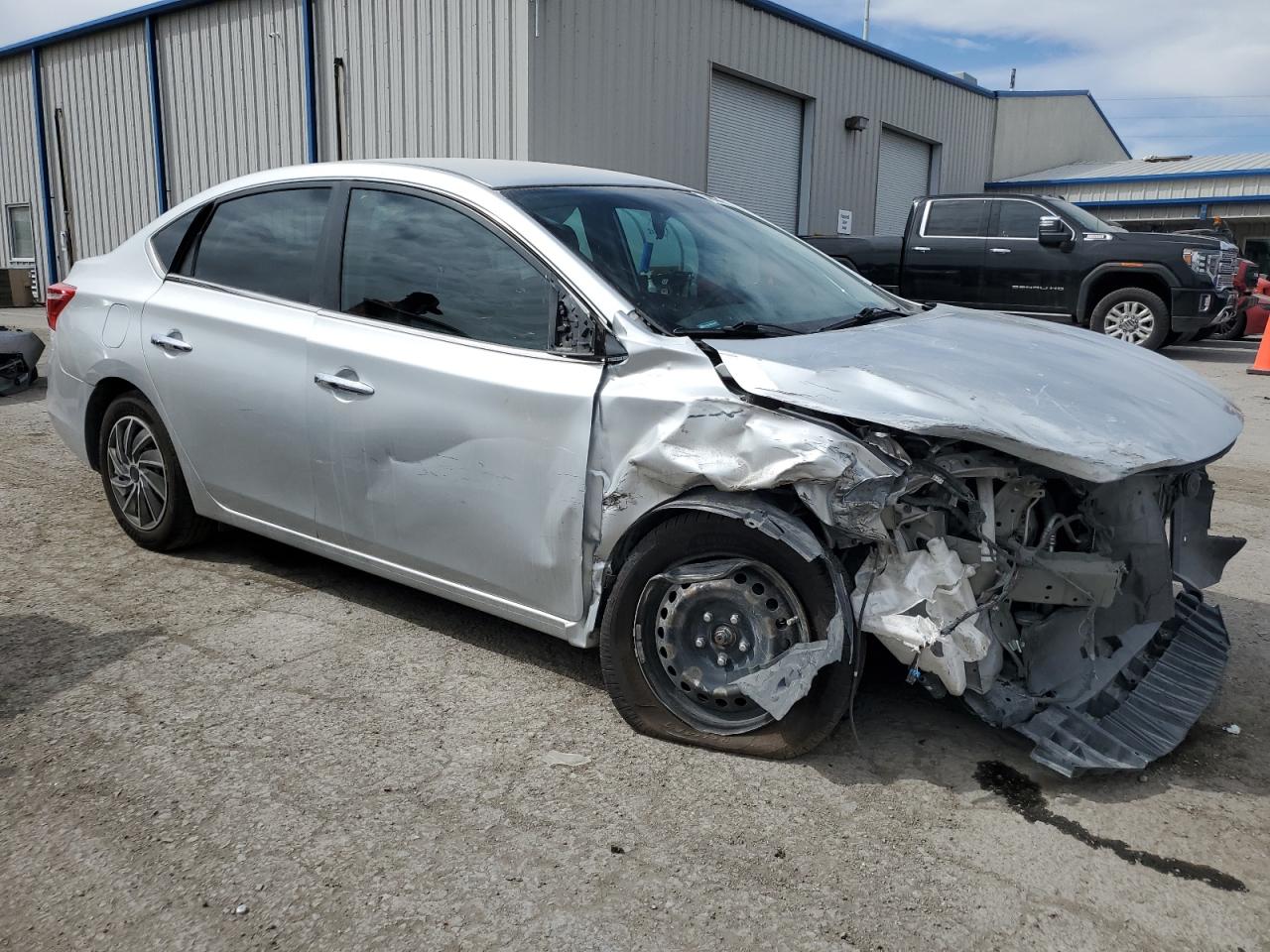 VIN: 3N1AB7AP5GY288880 2016 NISSAN SENTRA