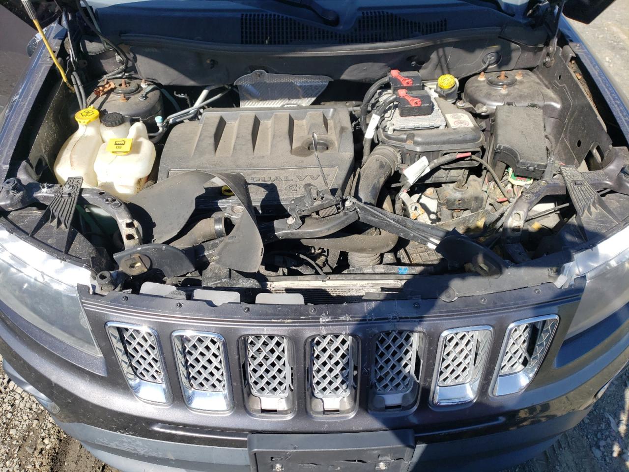 1C4NJDEB6FD394867 2015 Jeep Compass Latitude